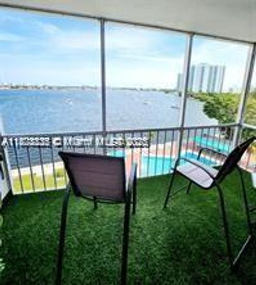 apt-m610-2910 Point East Dr, Aventura, FL, 33160-2615 | Card Image