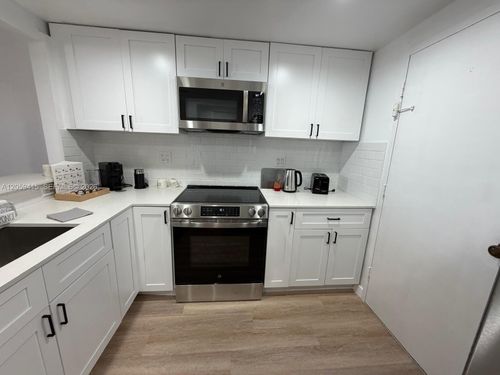 1411-3725 S Ocean Dr, Hollywood, FL, 33019-2926 | Card Image