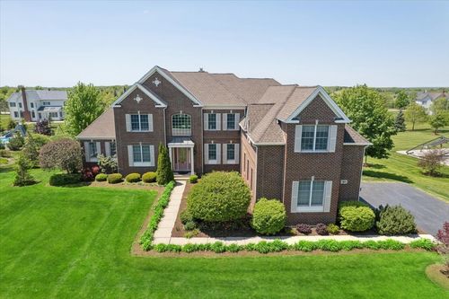 40 Wood Oaks Dr, South Barrington, IL, 60010-1092 | Card Image