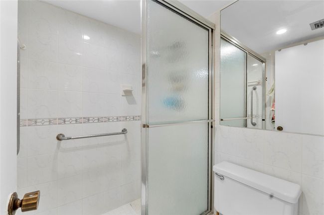 APT-203 - 7750 W Mcnab Rd, Condo with 2 bedrooms, 2 bathrooms and null parking in Tamarac FL | Image 9