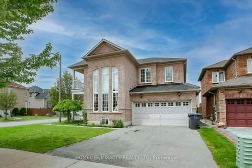 1 Buckler St, Brampton, ON, L6R0H4 | Card Image