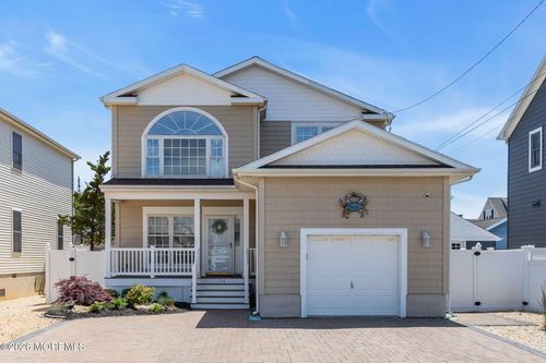 134 Elizabeth Ave, Lavallette, NJ, 08735-2617 | Card Image