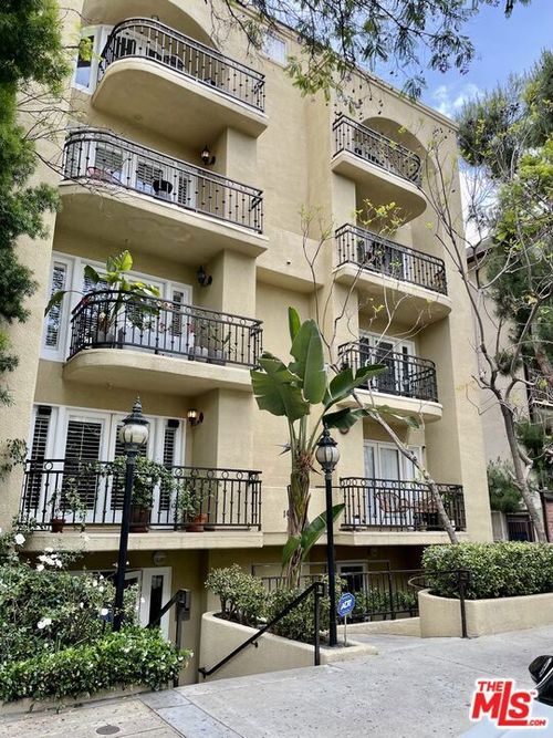 102-146 S Clark Drive, Los Angeles, CA, 90048 | Card Image