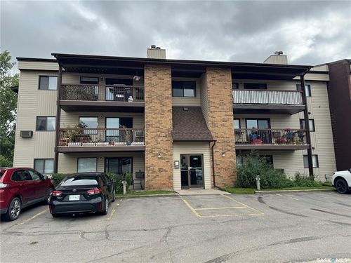 204-365 Kingsmere Blvd, Saskatoon, SK, S7J4J6 | Card Image