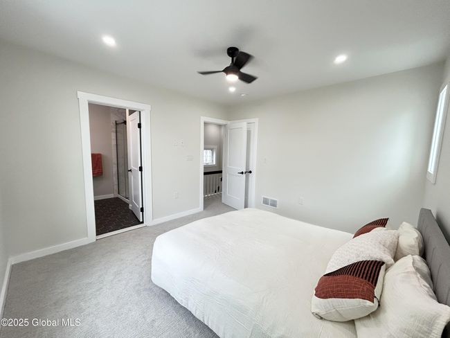 Primary Bedroom | Image 40