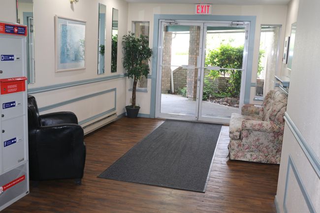 View of lobby | Image 4