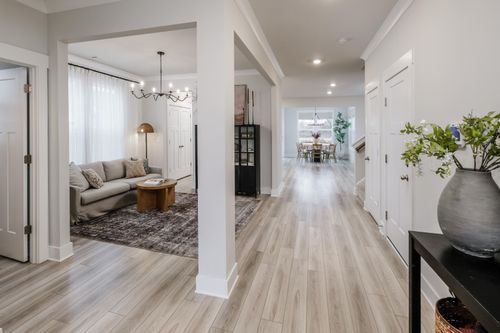 561 Fenwick Dr, woodruff, SC, 29388-8052 | Card Image