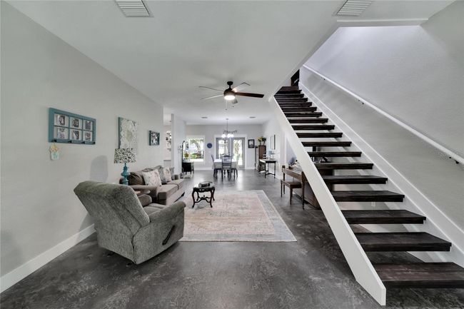 9017 County Line Rd, House other with 3 bedrooms, 3 bathrooms and null parking in LITHIA FL | Image 12
