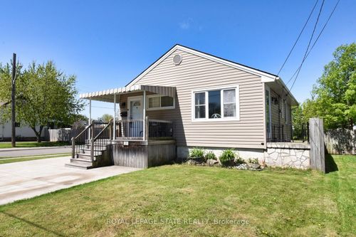 237 Adair Ave N, Hamilton, ON, L8H6B3 | Card Image
