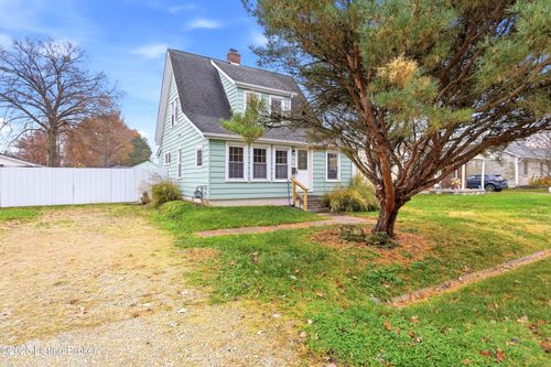 7173 Beechland Ave, Louisville, KY, 40258-3623 | Card Image