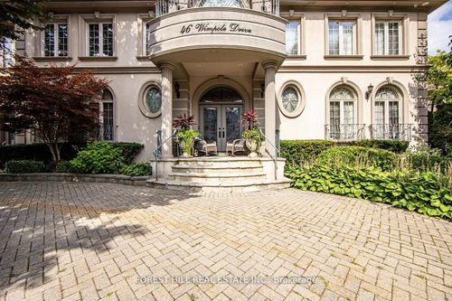 46 Wimpole Dr, North York, ON, M2L2L3 | Card Image