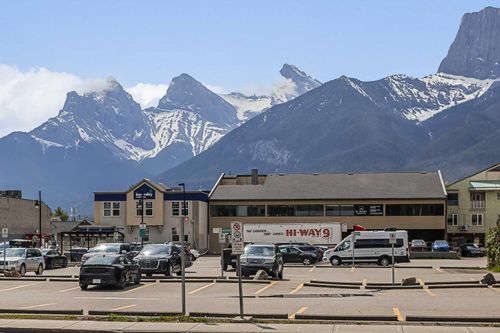 104-810 10th Street, Canmore, AB, T1W2A7 | Card Image