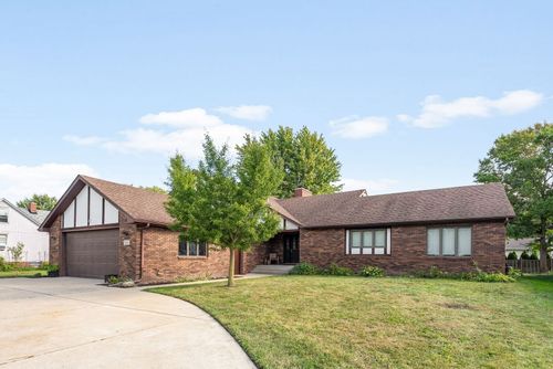 9841 Kennedy Ave, Highland, IN, 46322-3359 | Card Image