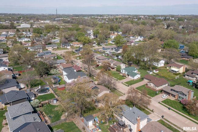 2149 W 30 Th St, House other with 3 bedrooms, 3 bathrooms and null parking in Davenport IA | Image 38
