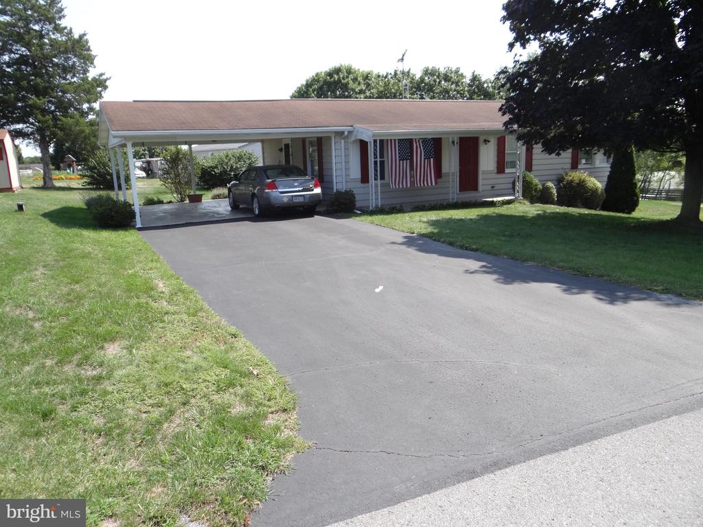 Orchard Cir, Mercersburg, PA 17236