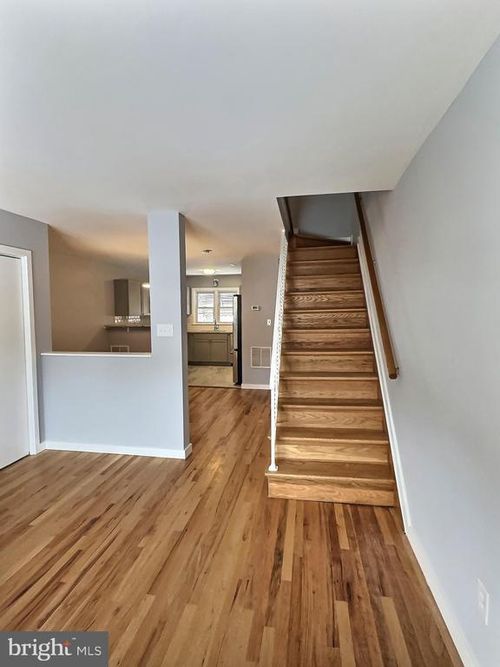 a-3633 Clarenell Rd, BALTIMORE, MD, 21229-5137 | Card Image