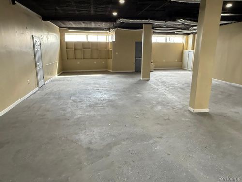 8611 Southfield Freeway Freeway, Detroit, MI, 48228 | Card Image