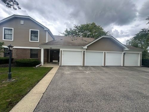 c1-109 Sussex Cir, Schaumburg, IL, 60193-1838 | Card Image