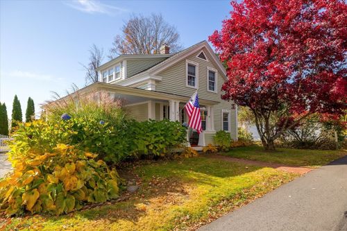 55 Maple St, Oakham, MA, 01068-9790 | Card Image