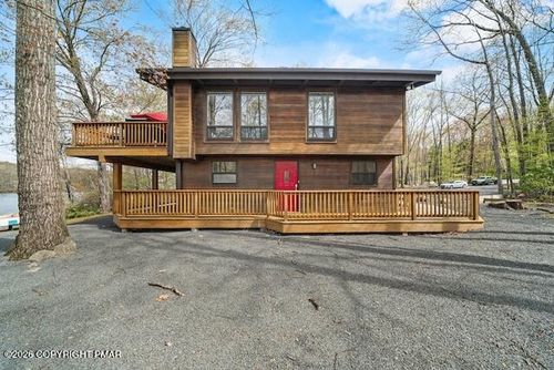 204 Forest Dr, Lords Valley, PA, 18428 | Card Image