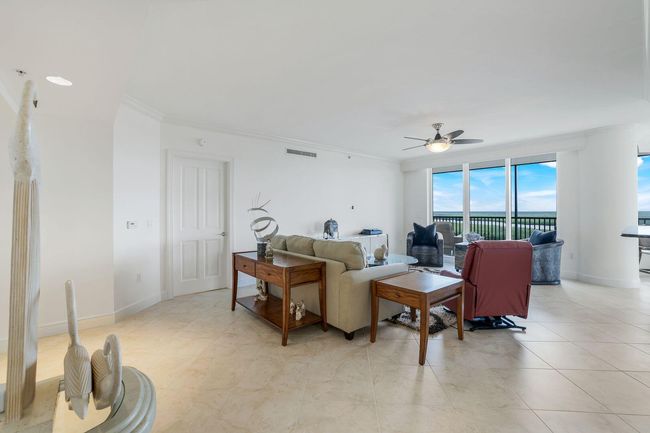 APT-1005 - 1060 Borghese Ln, Condo with 2 bedrooms, 3 bathrooms and null parking in NAPLES FL | Image 6