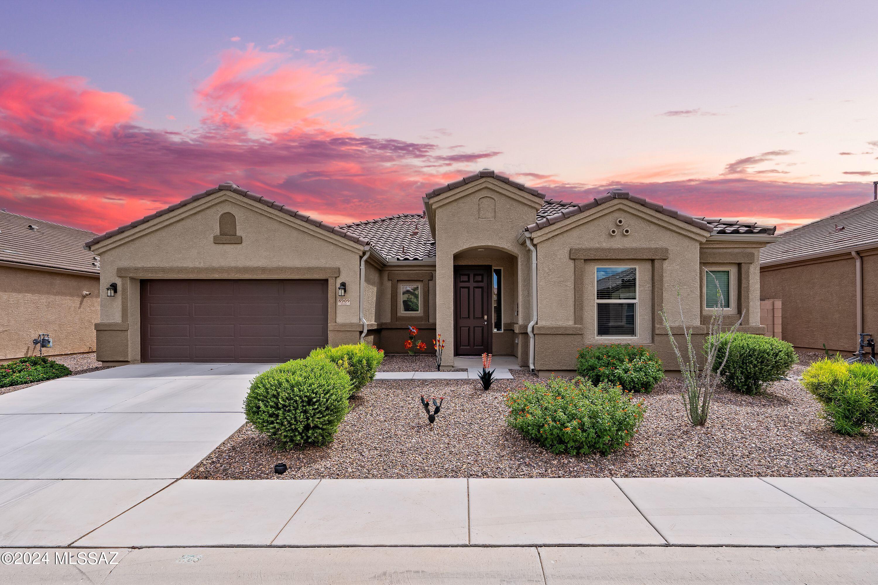 Curzon Rd, Marana, AZ 85653