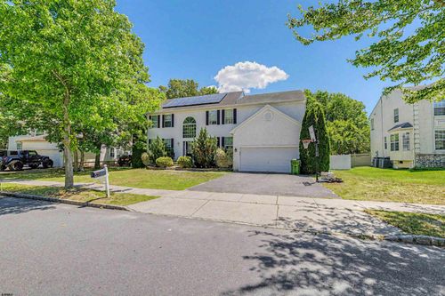 7 Equestrian Rd, Egg Harbor Township, NJ, 08234-8006 | Card Image