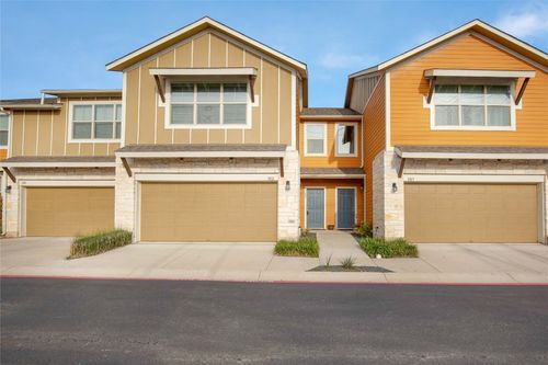 apt-1102-516 E Slaughter Ln, Austin, TX, 78744-2150 | Card Image