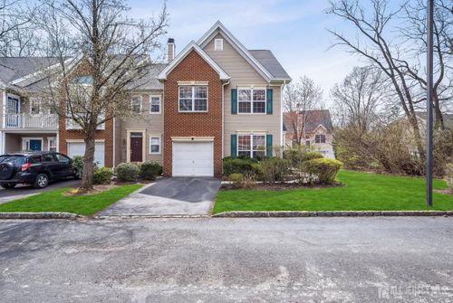 12 Hopkins Ct, Plainsboro, NJ, 08536-2026 | Card Image