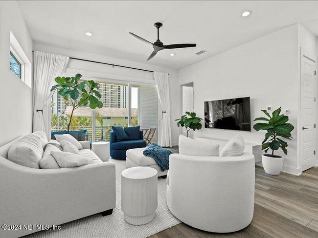 1302 2 Nd St S, House other with 4 bedrooms, 3 bathrooms and null parking in JACKSONVILLE BEACH FL | Image 4