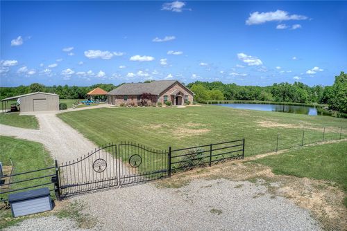 690 County Road 3020, Mount Vernon, TX, 75457 | Card Image