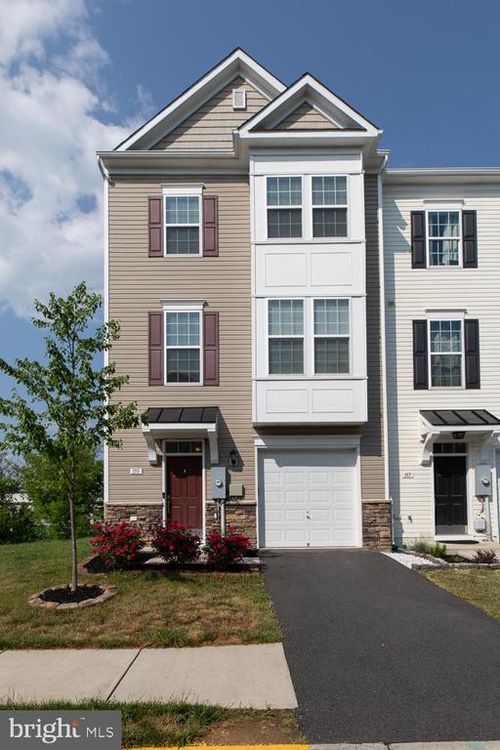 155 Schramm Loop, STEPHENS CITY, VA, 22655-6014 | Card Image
