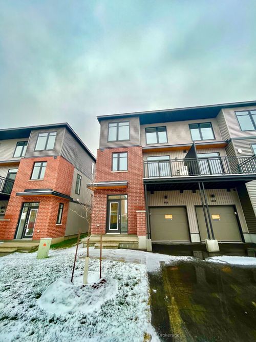 {{alt}} | Card Image