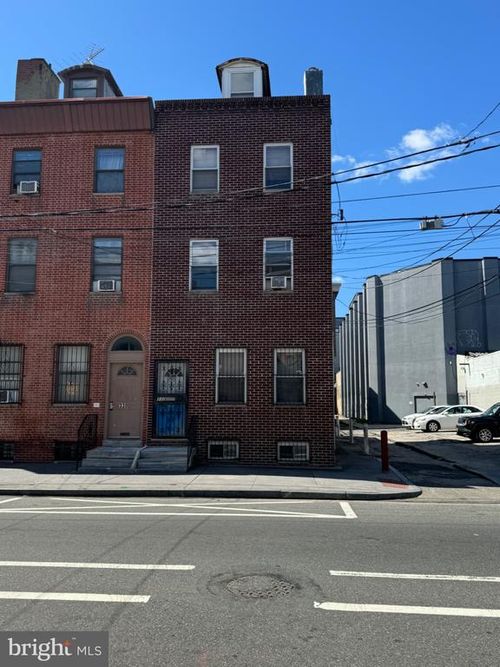 332 N 10th Street, PHILADELPHIA, PA, 19107 | Card Image