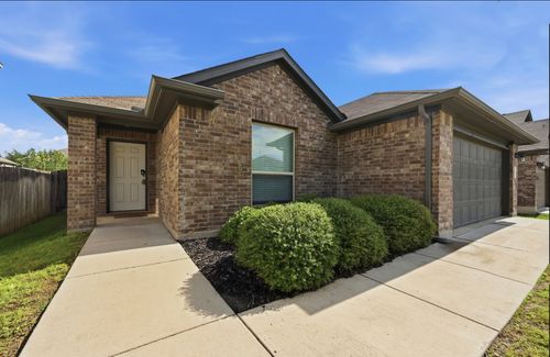 172 Noddy Rd, Buda, TX, 78610-2065 | Card Image