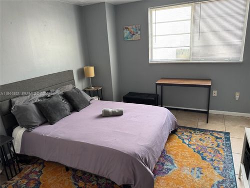 apt-305-865 Collins Ave, Miami Beach, FL, 33139-5820 | Card Image