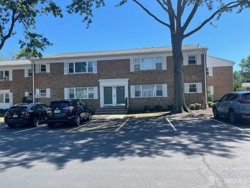apt-3b-182 Evergreen Rd, Edison, NJ, 08837-2446 | Card Image