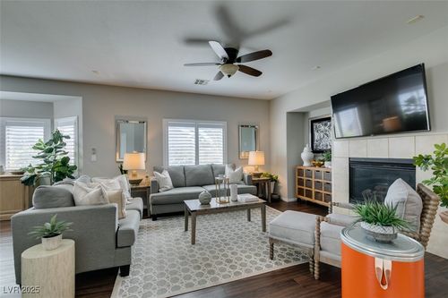 4827 Teal Petals St, North Las Vegas, NV, 89081-2689 | Card Image