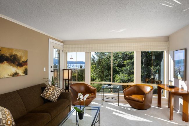 927 - 6880 Wallace Dr, Townhouse with 2 bedrooms, 3 bathrooms and 2 parking in Brentwood Bay BC | Image 5