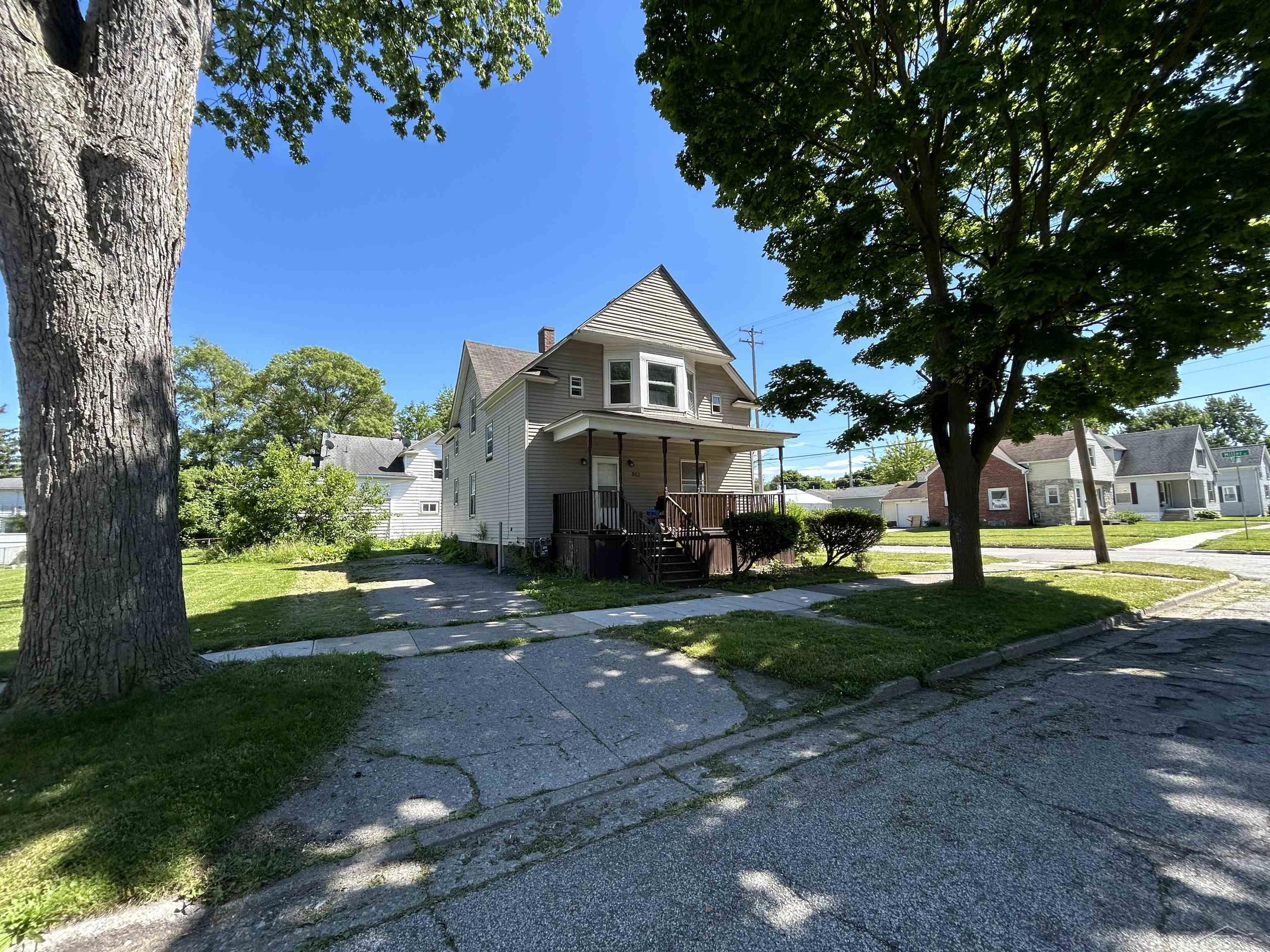 Harrison St, Saginaw, MI 48602