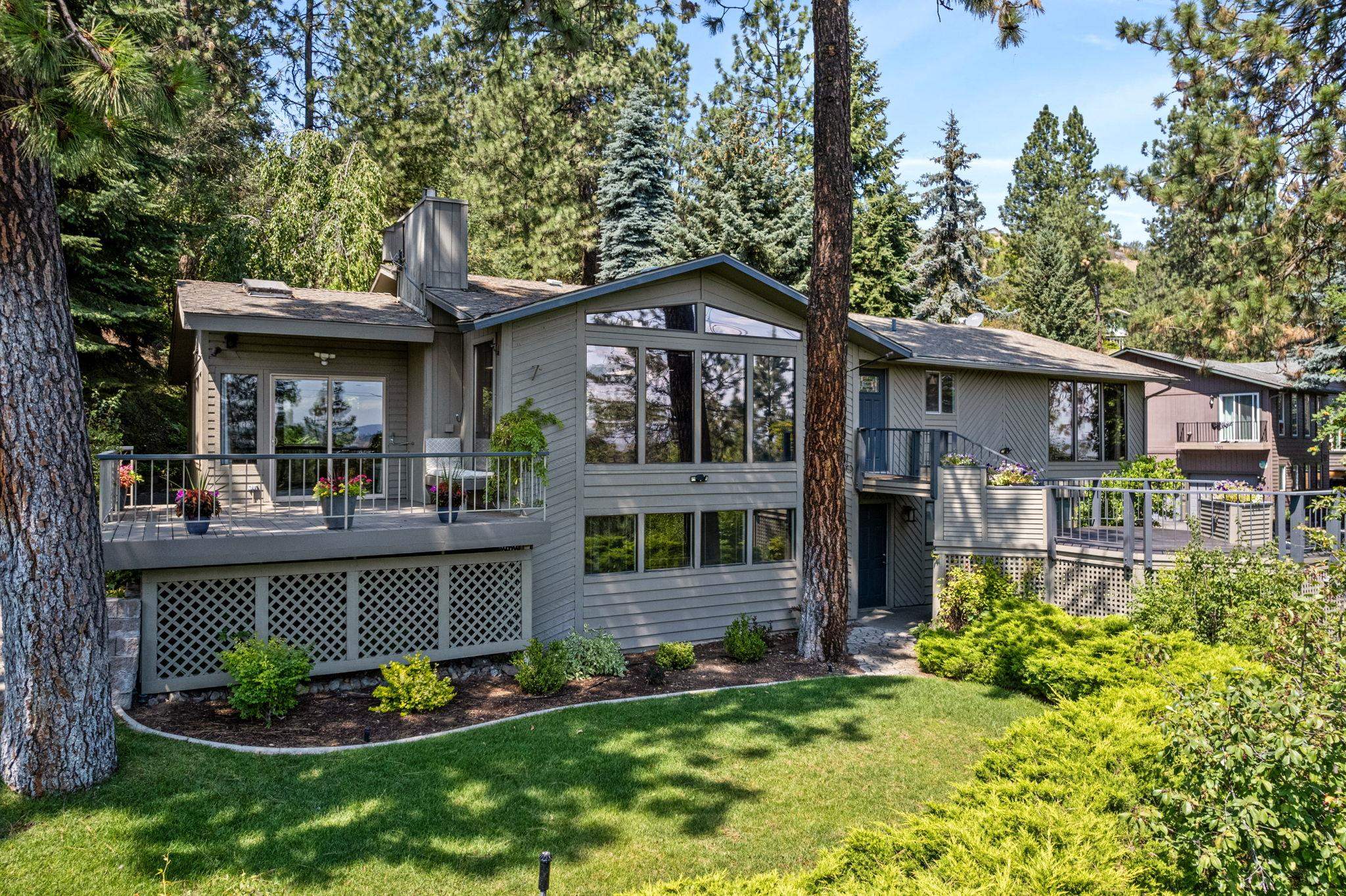 Cedar Rd, Spokane, WA 99208