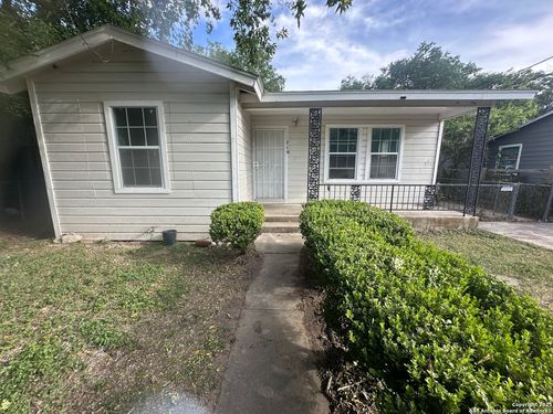 710 Sterling St, San Antonio, TX, 78220-3232 | Card Image