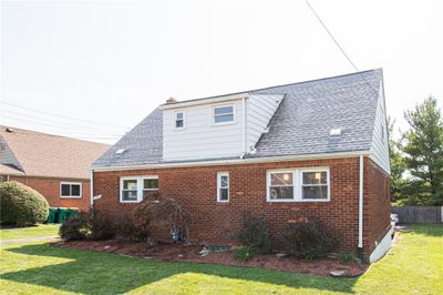 2420 Greensburg Pike, House other with 3 bedrooms, 2 bathrooms and 2 parking in Churchill Boro PA | Image 2