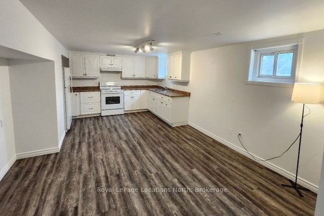 635 Oak St, House other with 5 bedrooms, 2 bathrooms and 3 parking in Collingwood ON | Image 18