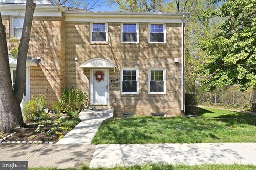 9100 Omar Ct, FAIRFAX, VA, 22031-2018 | Card Image