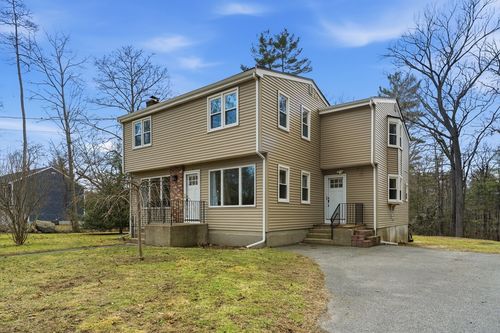 724 Linwood St, Abington, MA, 02351-1539 | Card Image