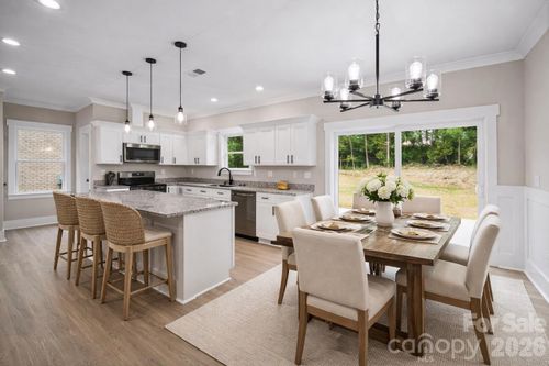 1317 Reid St, Albemarle, NC, 28001-9675 | Card Image