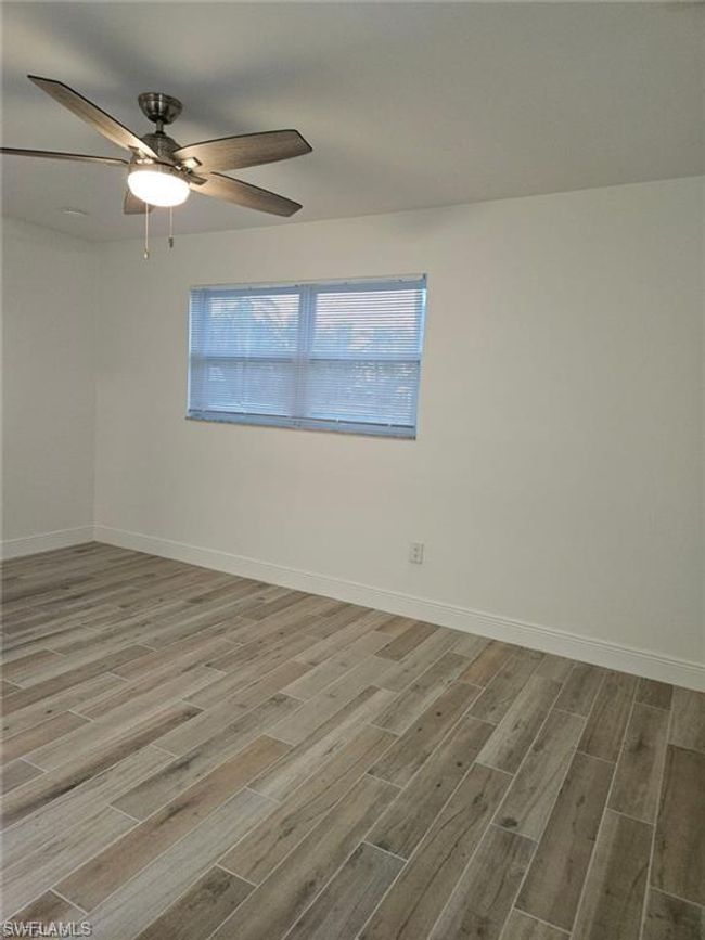 1322 Farmdale St, House other with 3 bedrooms, 2 bathrooms and null parking in LEHIGH ACRES FL | Image 6