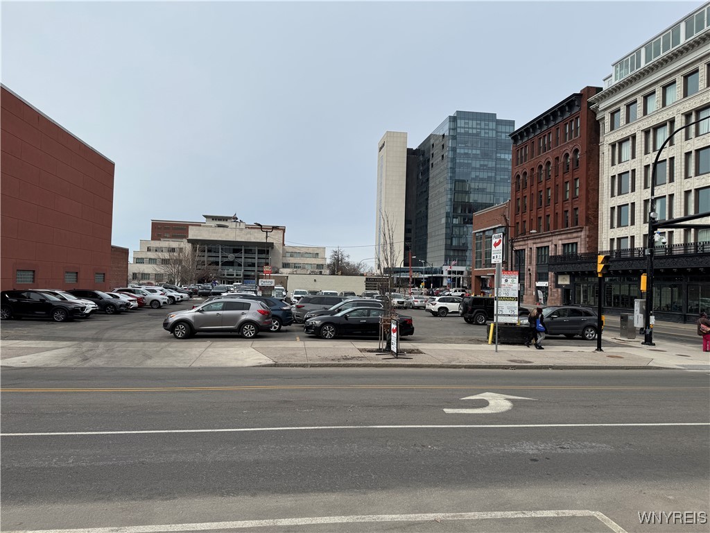 196 Franklin St, Buffalo, NY 14218
