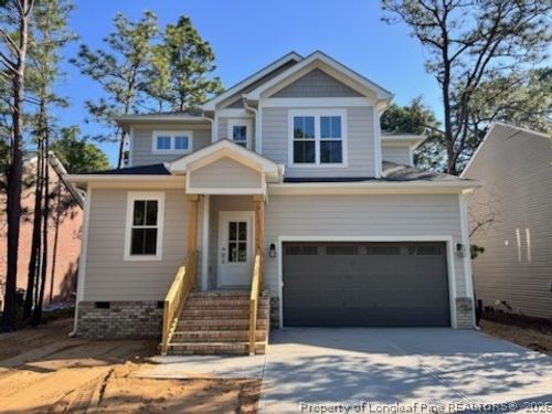 704 Bald Eagle Dr, Vass, NC, 28394-8406 | Card Image